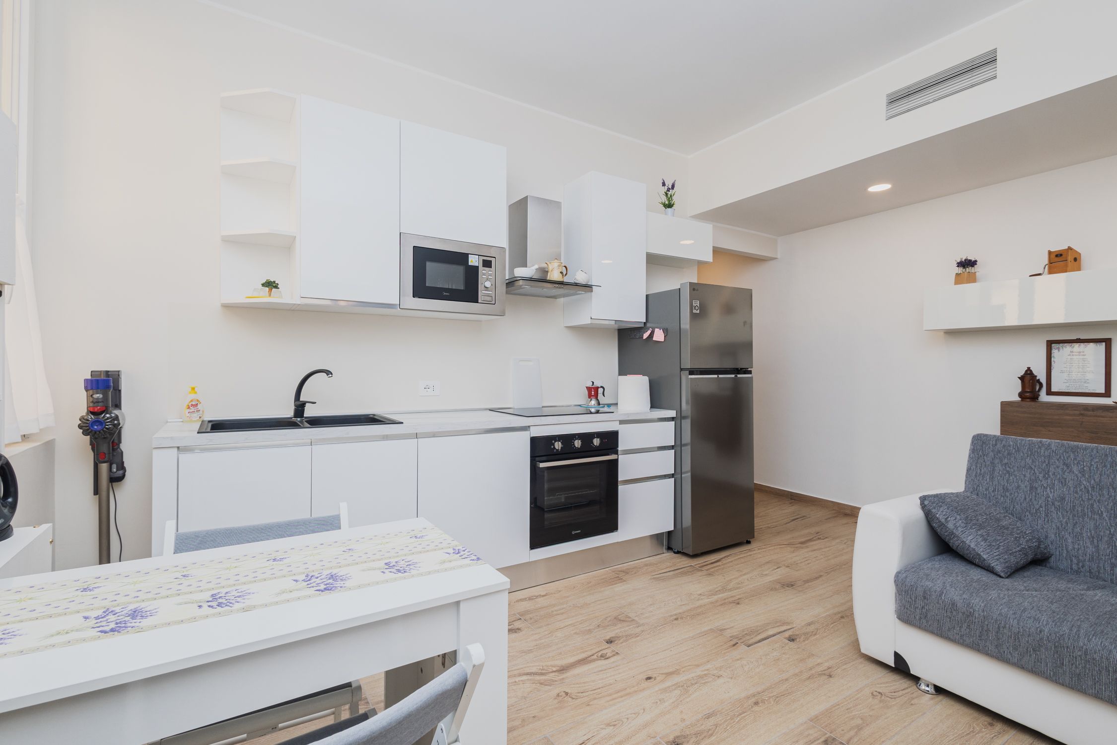 3 room apartment in Via Carlo Ravizza, Milano