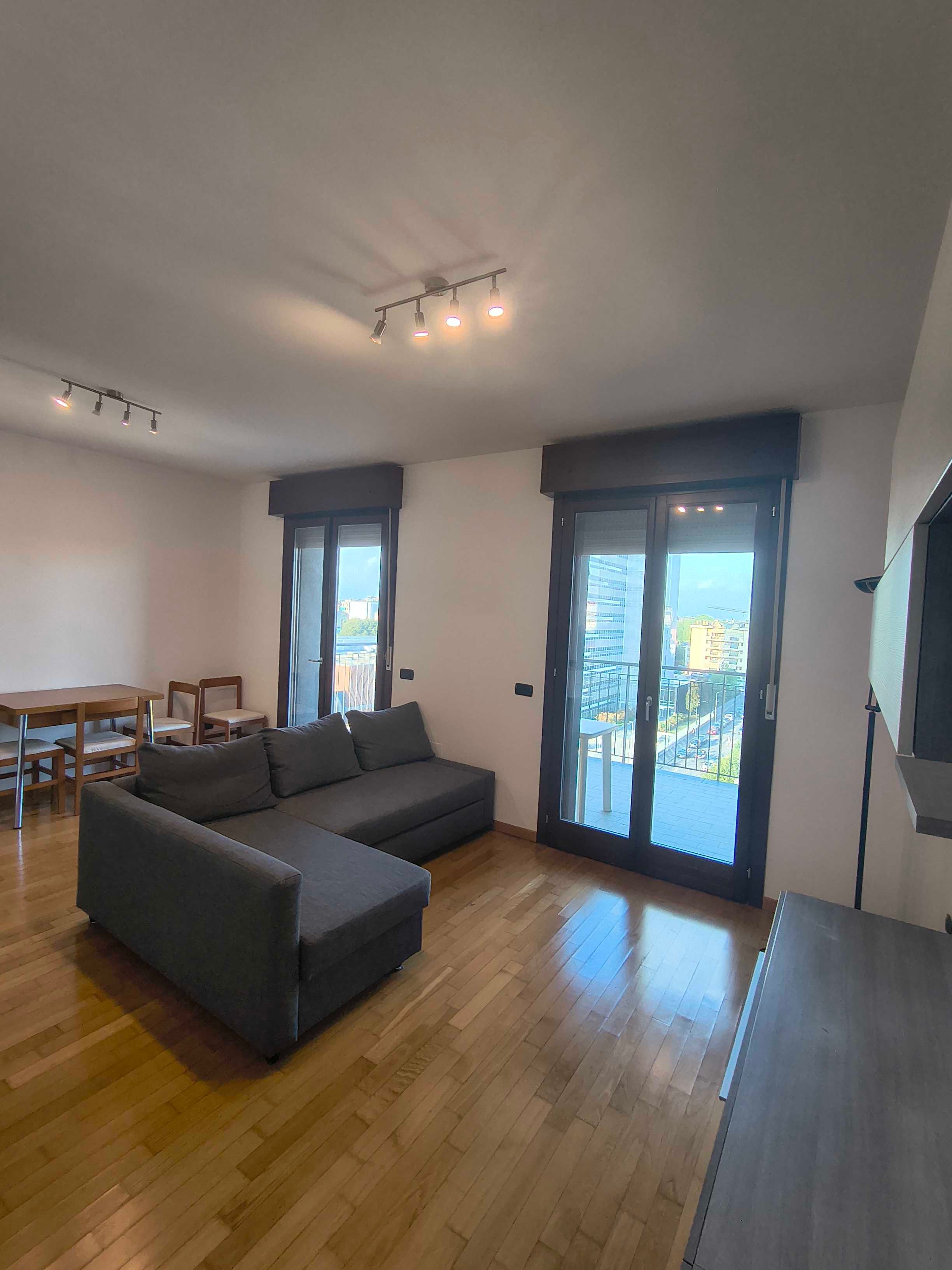 2 room apartment in Via Angelo Scarsellini, Milano