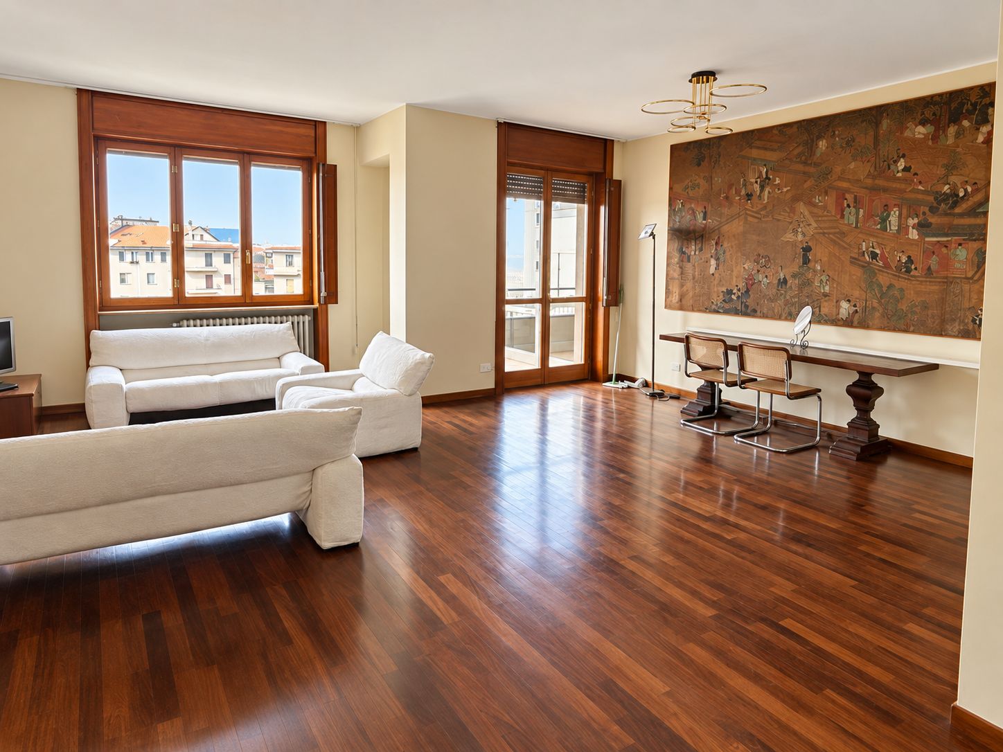 4+ room apartment in Via Nicola Piccinni, Milano