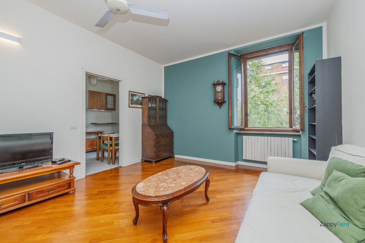 2 room apartment in Via Mac Mahon, Milano