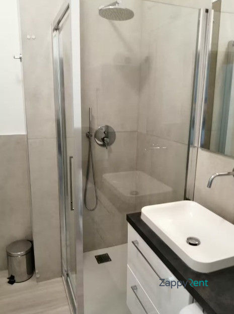 2 room apartment in Via Paolo Mantegazza, Milano