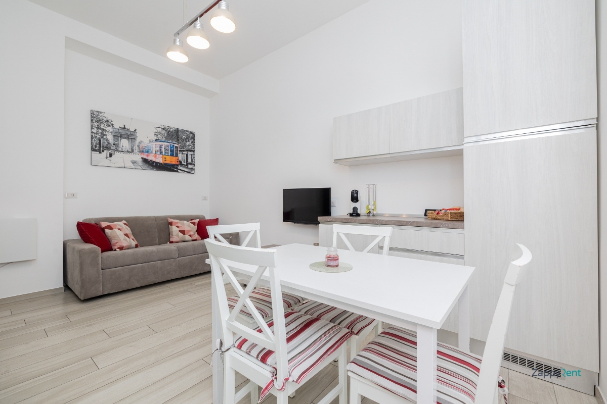 2 room apartment in Via Paolo Mantegazza, Milano