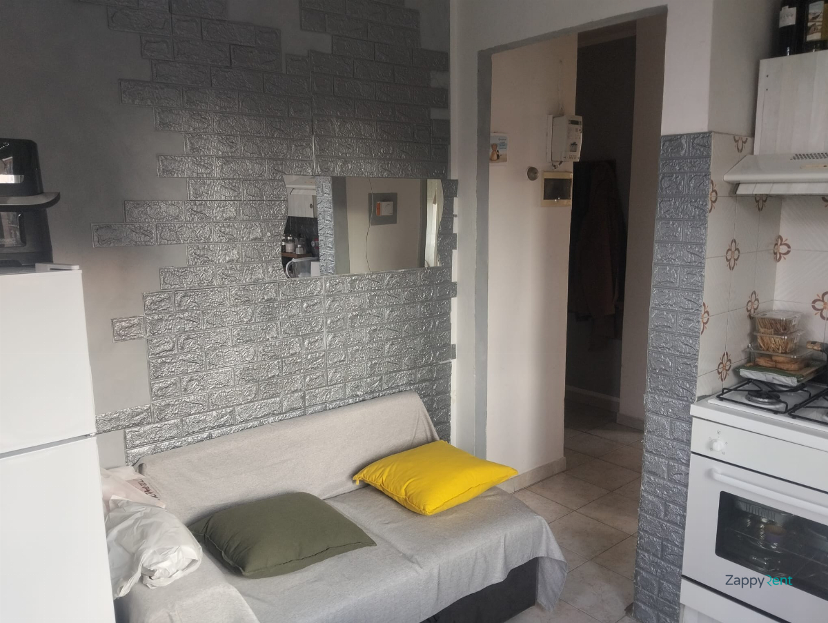 Bilocale in Via Crea, Torino