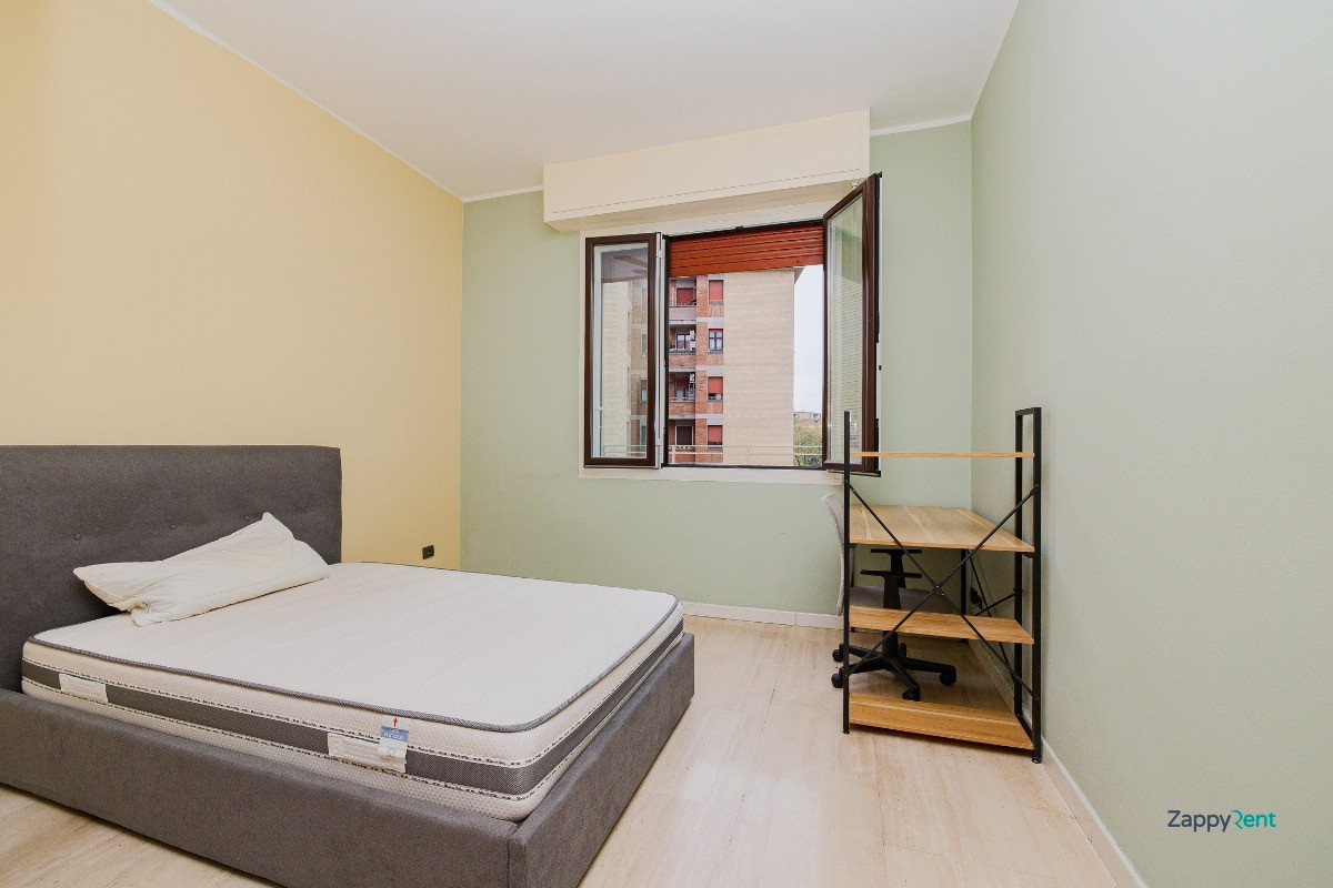 Trilocale in Via Salvatore Barzilai, Milano