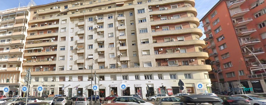2 room apartment in Via Appia Nuova, Roma
