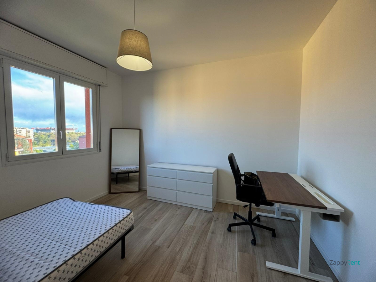 Quadrilocale o più in Via Ugo Ojetti, Milano