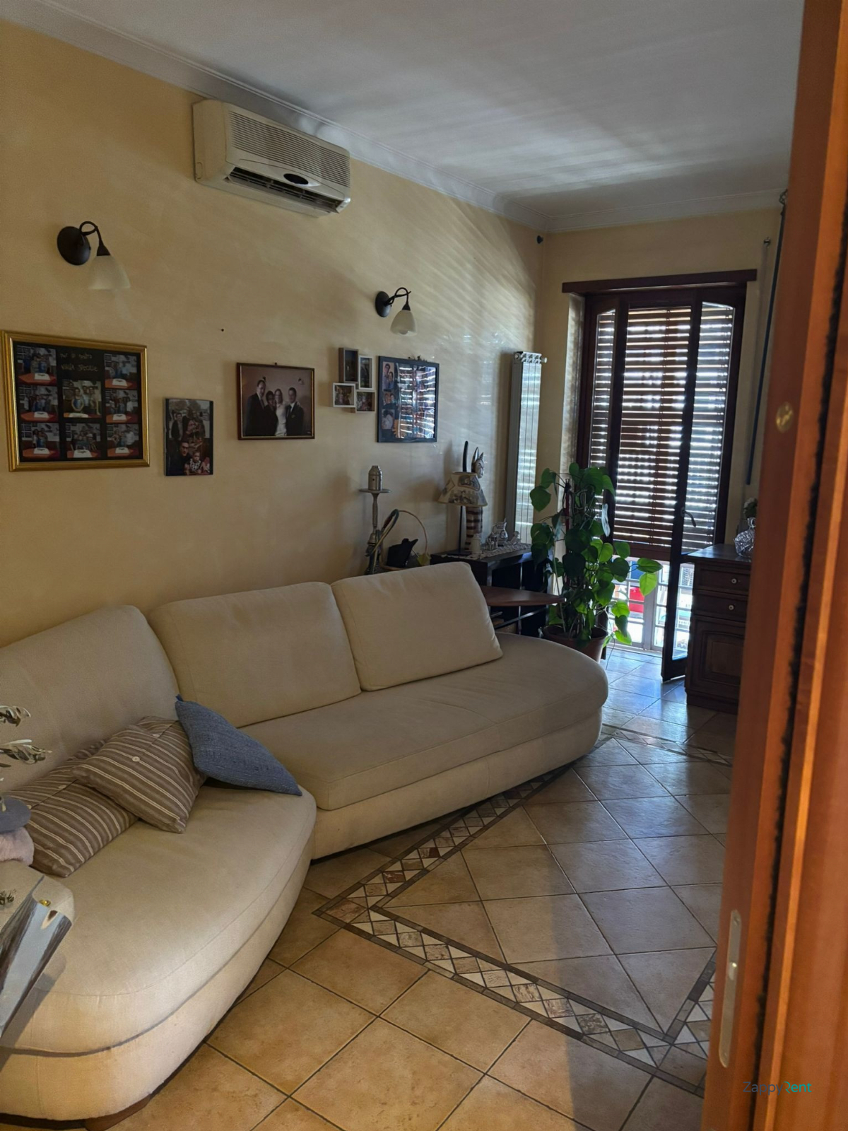 Trilocale in Via Teseo, Roma