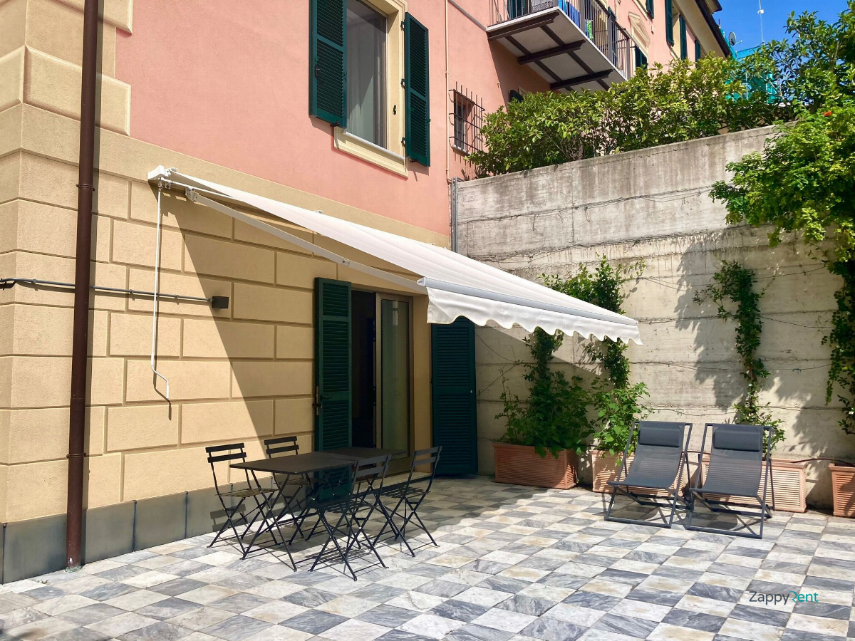 Trilocale in Via Priaruggia, Genova