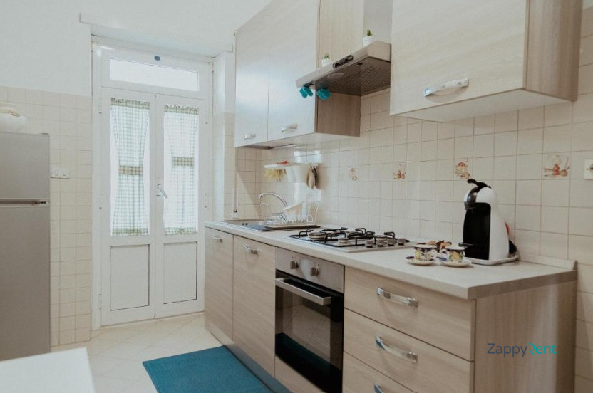 3 room apartment in Via della Salvia, Roma