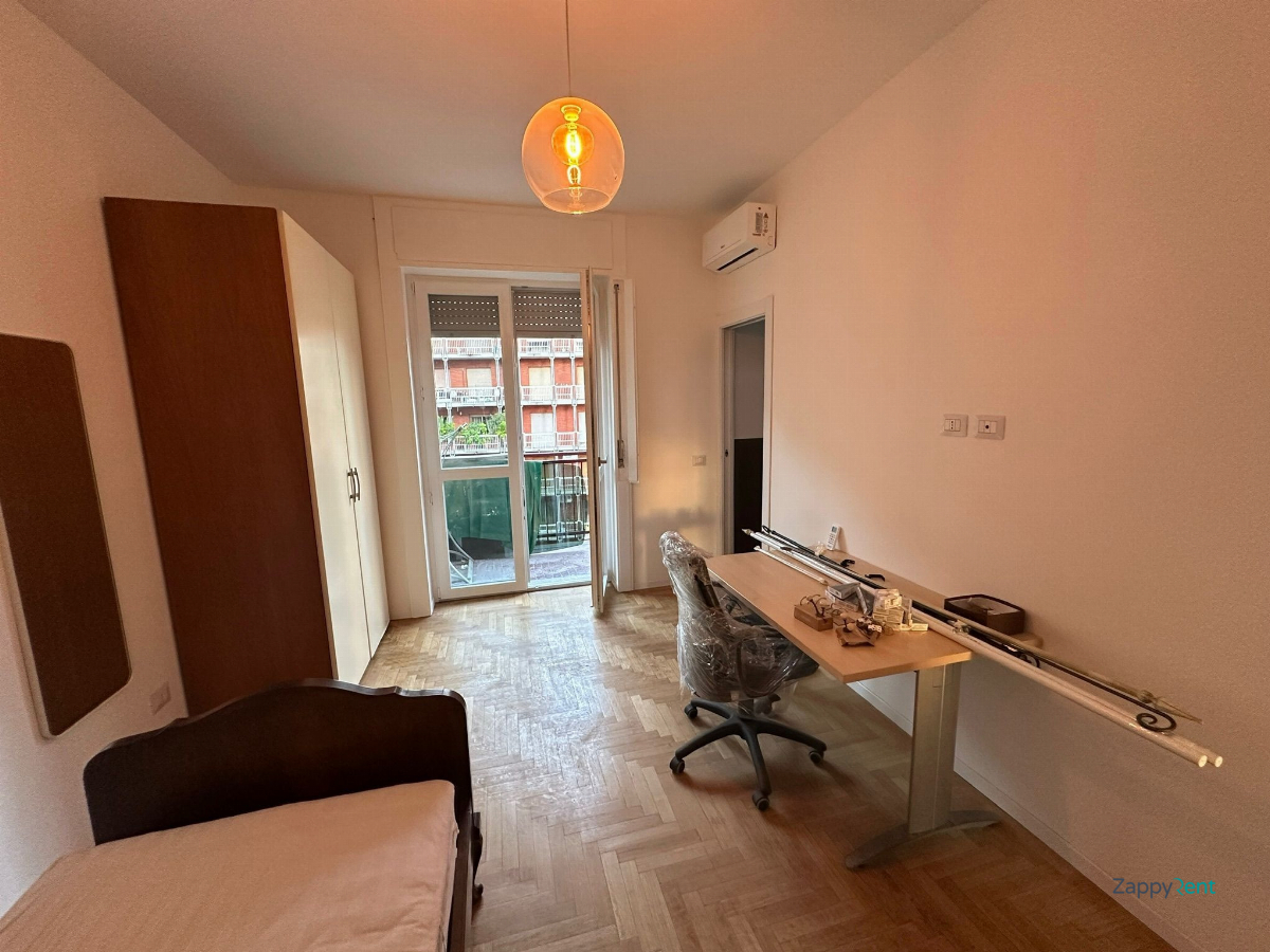 4+ room apartment in Viale Evaristo Stefini, Milano