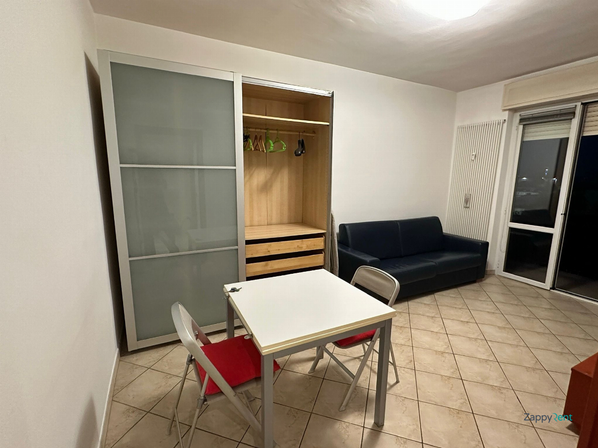 Monolocale in Viale Monza, Milano