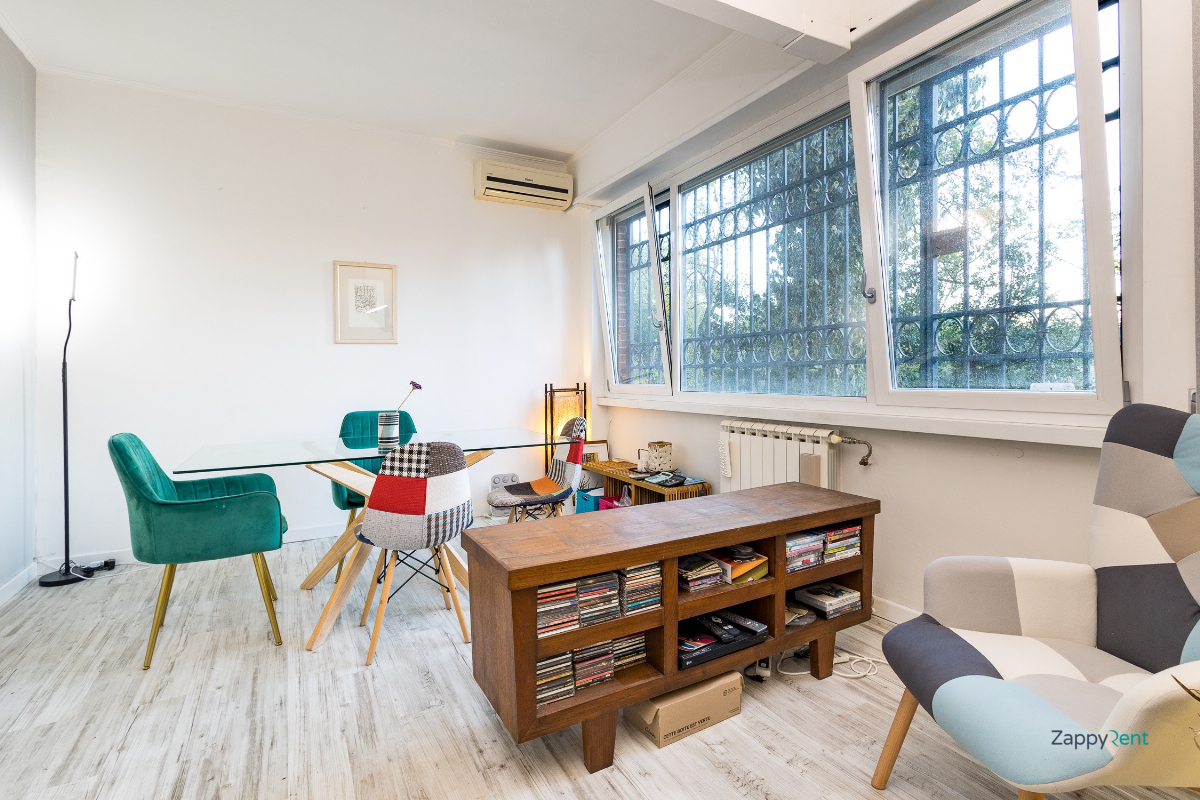 Bilocale in Via Carlo Pirzio Biroli, Roma