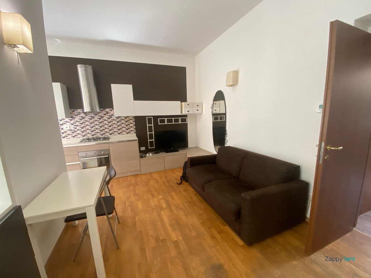 Bilocale in Via Renato Serra, Rho