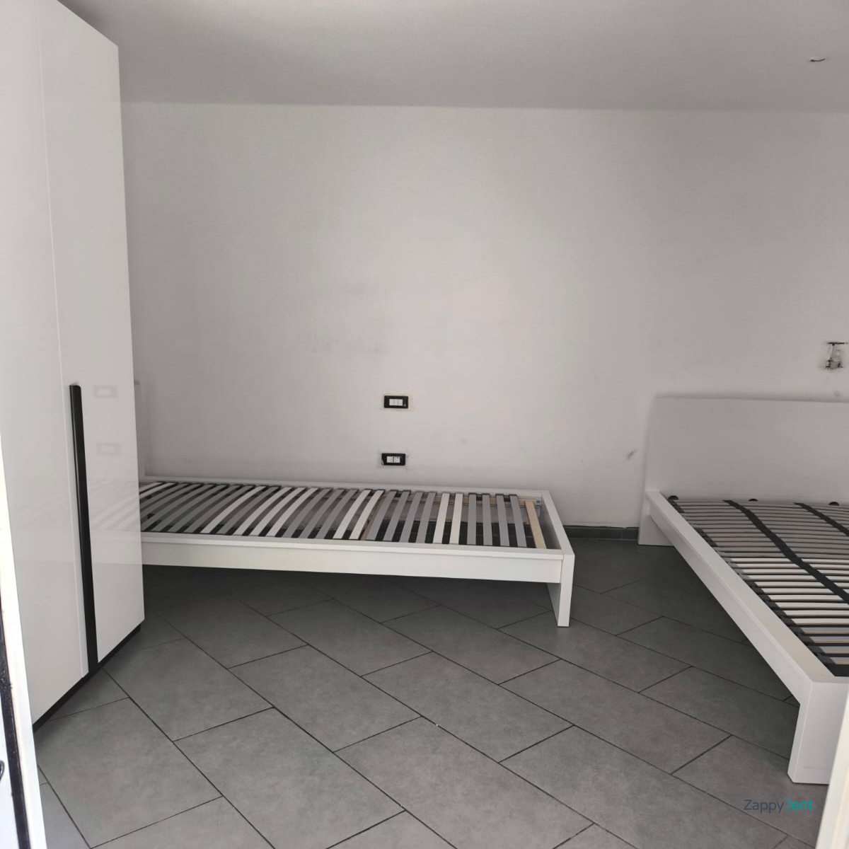 Bilocale in Via Santa Rita da Cascia, Milano