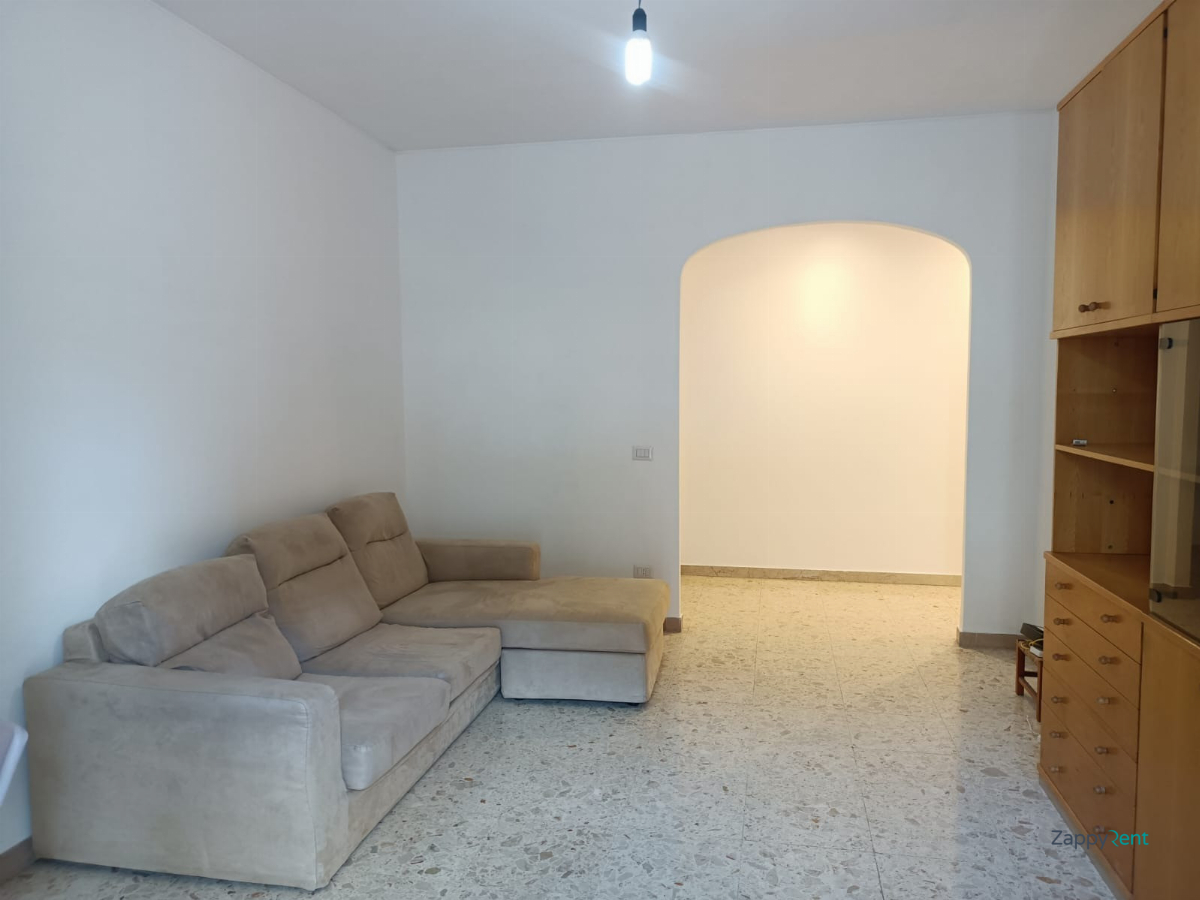 4+ room apartment in Via Francesco Grimaldi, Roma