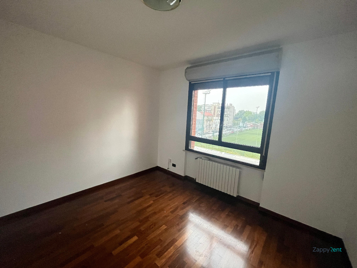 Trilocale in Via Comune Antico, Milano