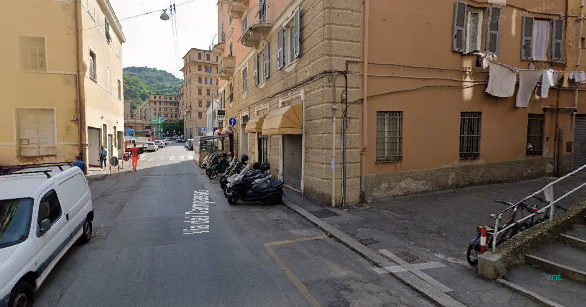 Bilocale in Via del Campasso, Genova