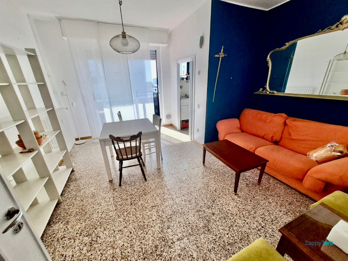 2 room apartment in Via Giambellino, Milano