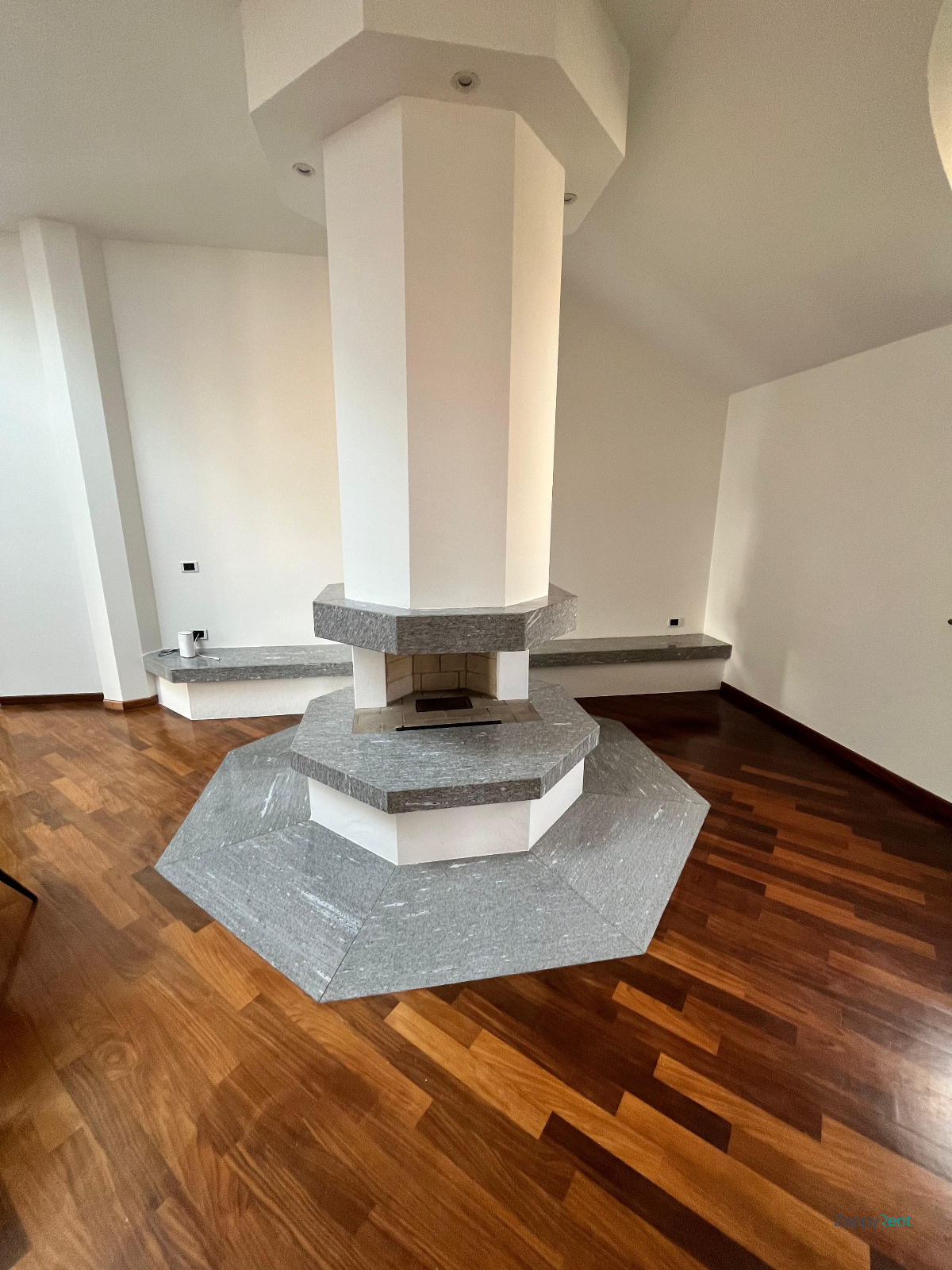 4+ room apartment in Via Sempione, Legnano