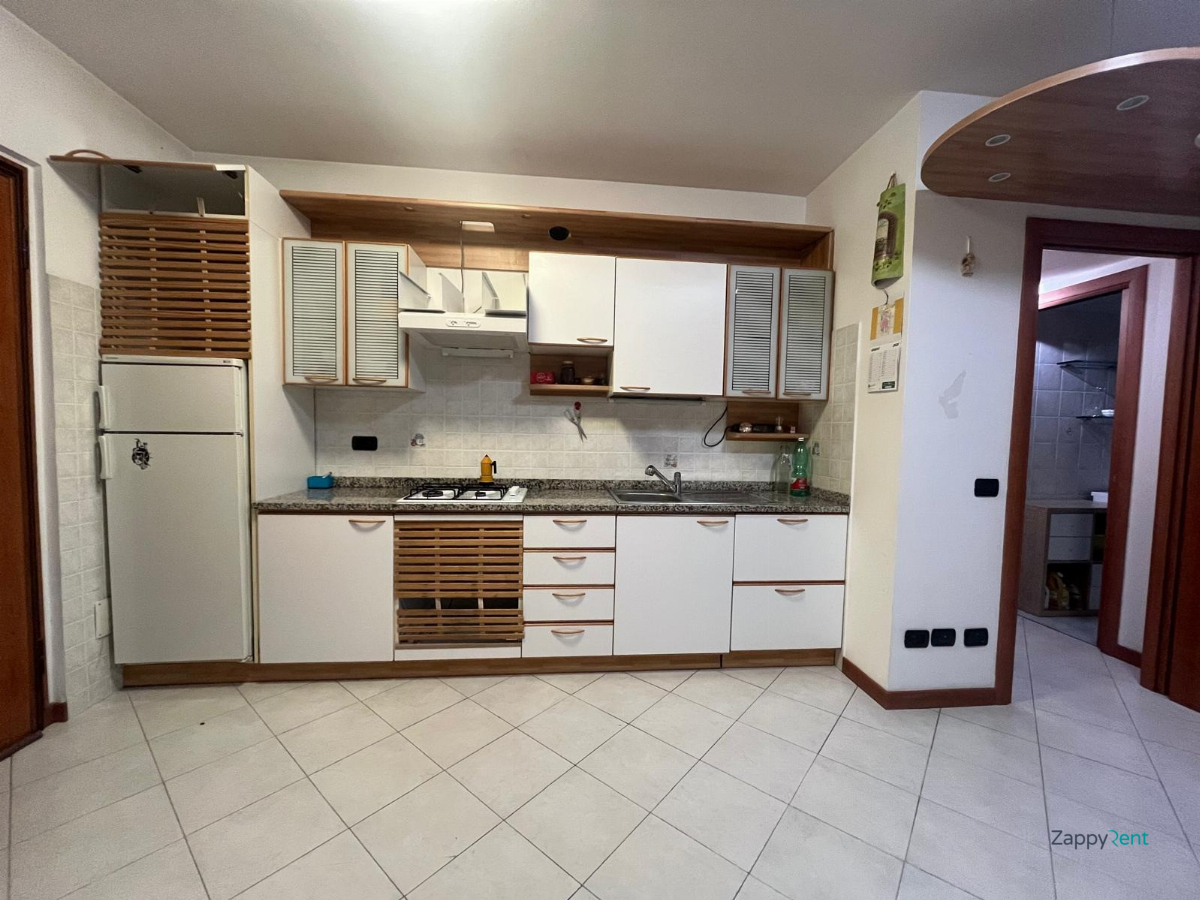 2 room apartment in Piazza Tirana, Milano