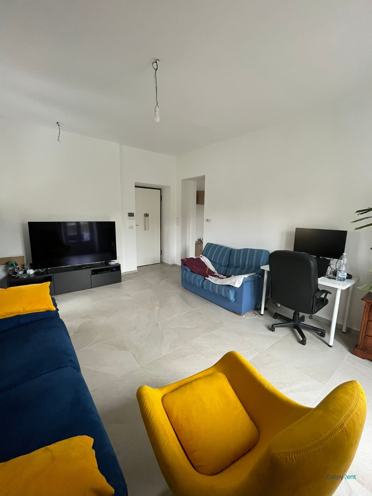 Trilocale in Viale Vittoria, Alpignano