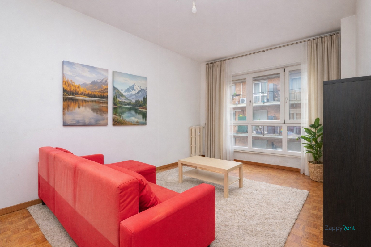 Bilocale in Via Messina, Milano