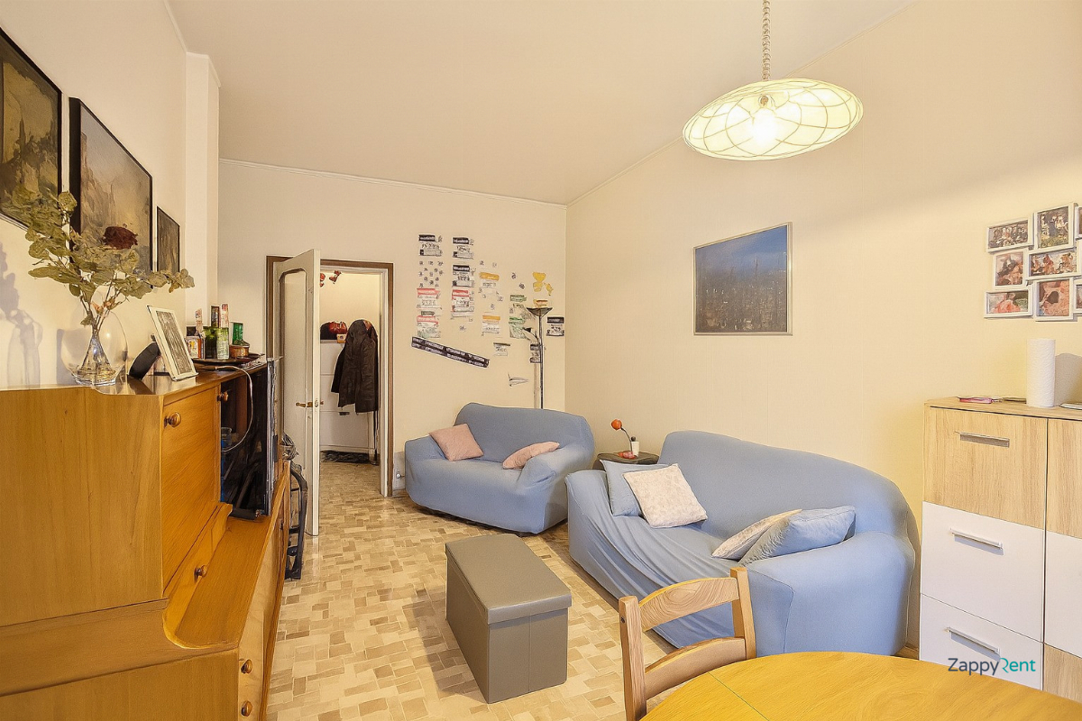 Bilocale in Via Bolzano, Milano