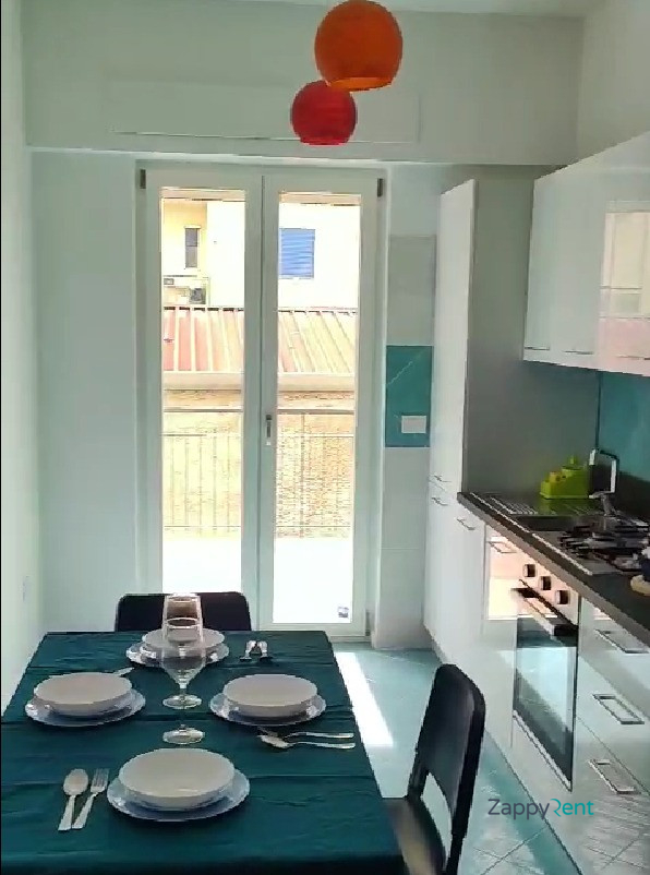 Trilocale in Via Litoranea, Torre del Greco