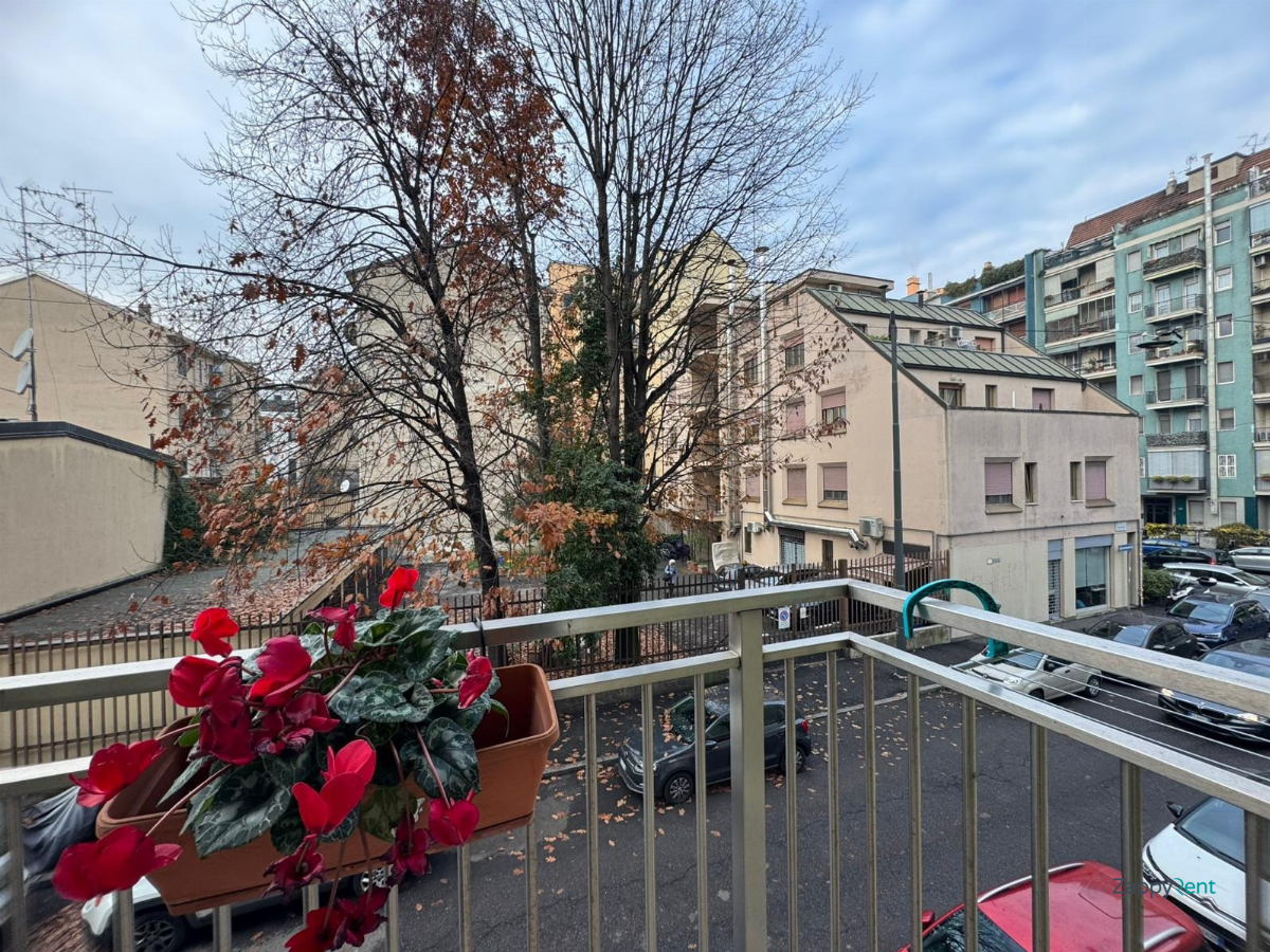 Bilocale in Farsaglia, milano