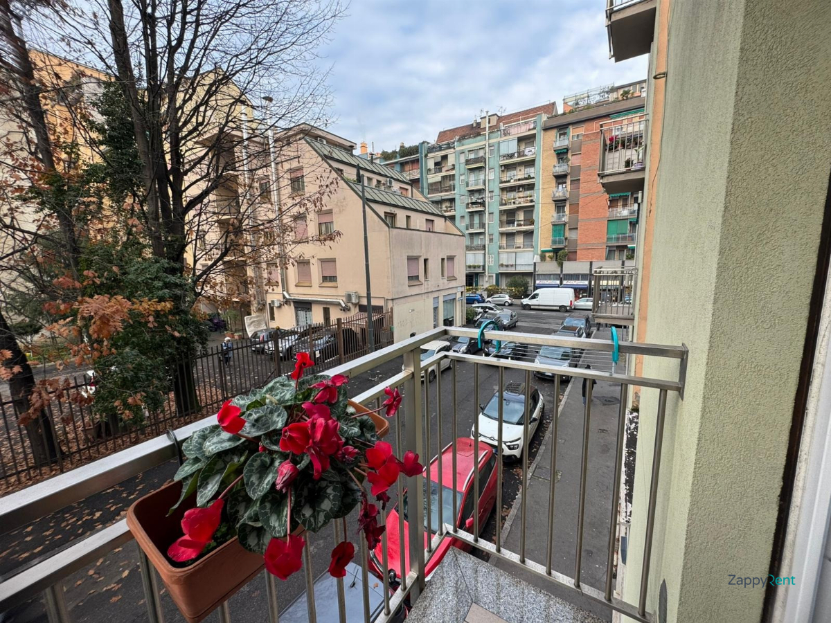 Studio in Via Farsaglia, Milano