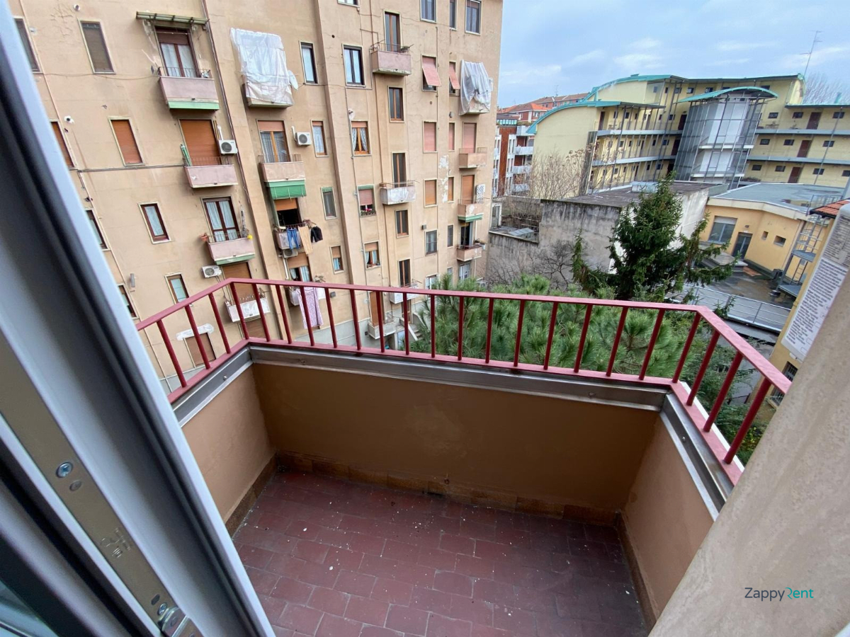 3 room apartment in Viale Lucania, Milano
