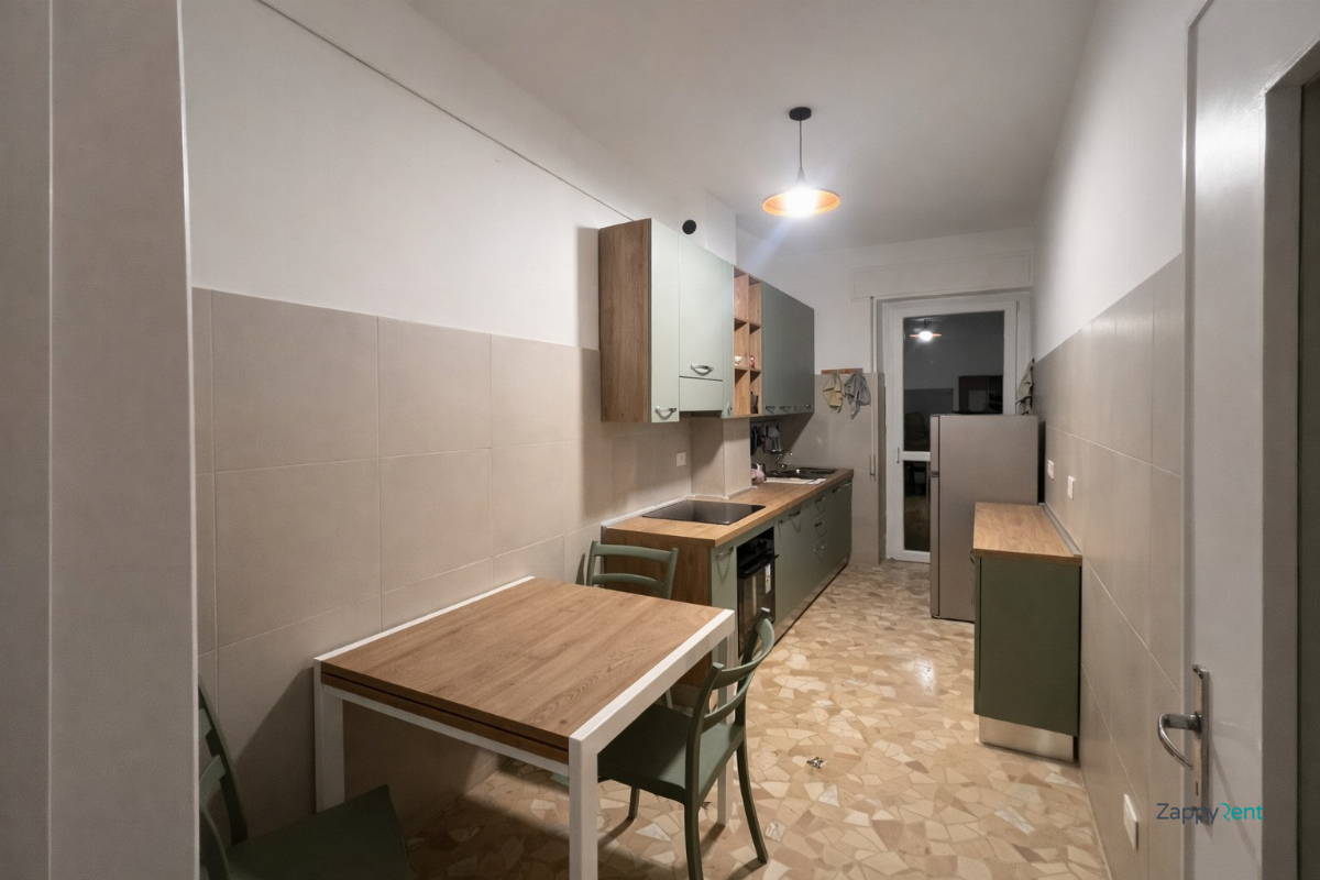 4+ room apartment in Piazza Insubria, Milano