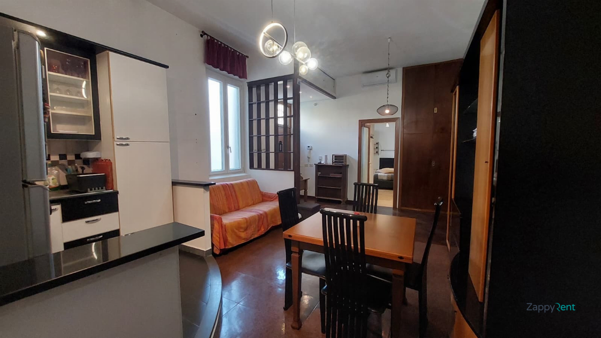 Bilocale in Via Alba, Roma