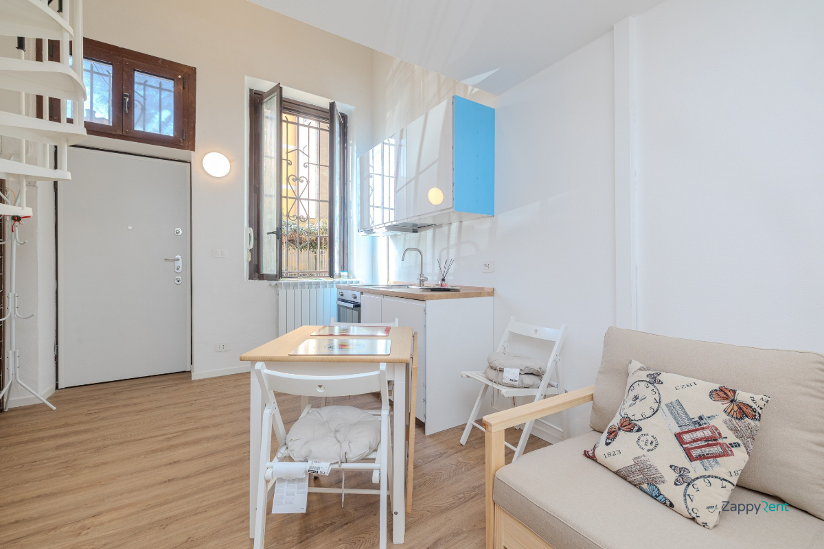 Monolocale in Via Padova, Milano