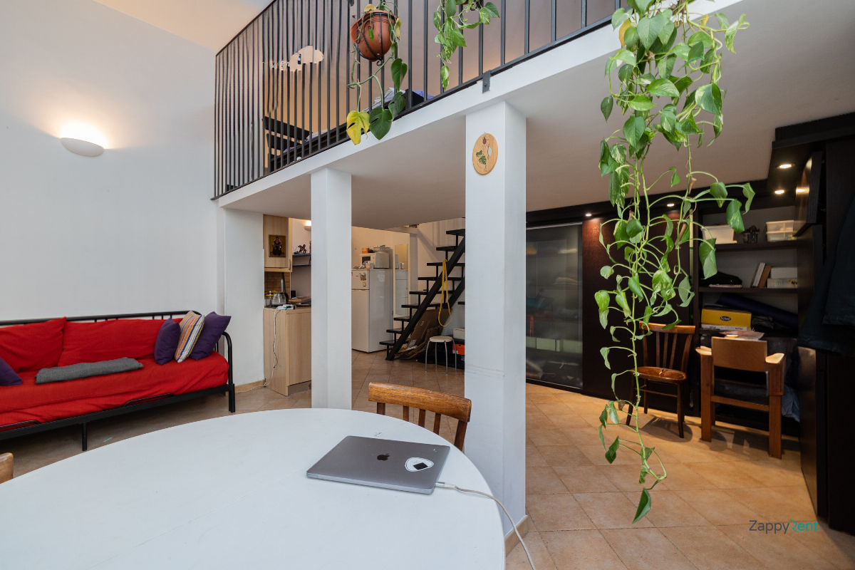 2 room apartment in Via Abano, Milano