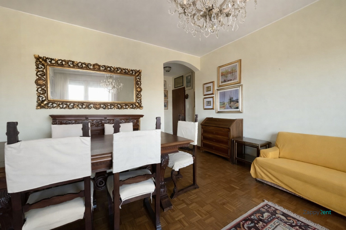 3 room apartment in Via Valsesia, Milano