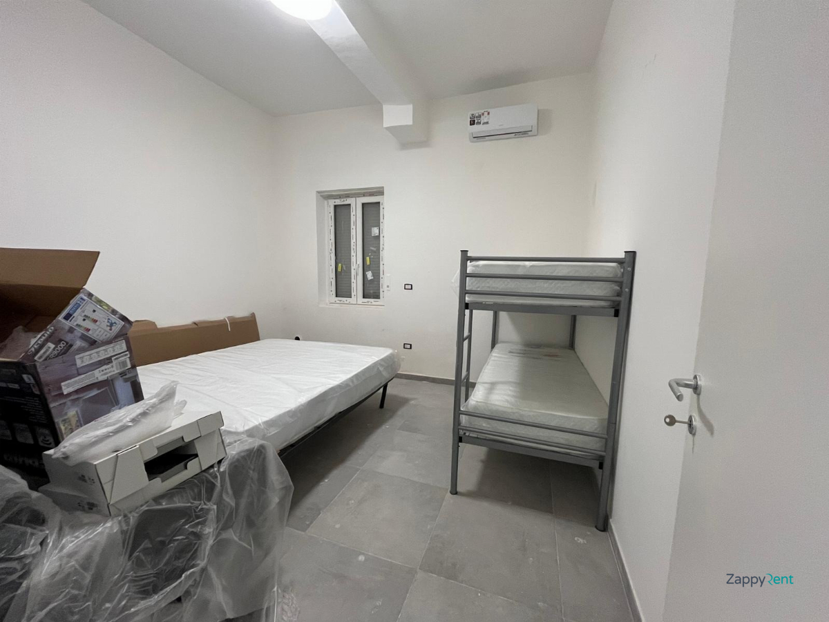 Studio in Via Noverasco, Opera