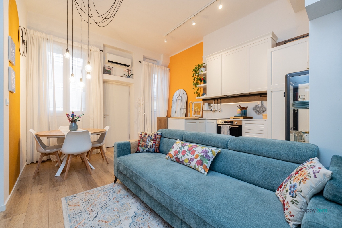 2 room apartment in Via Pier Francesco Mola, Milano